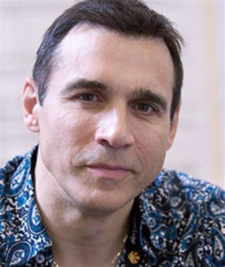 Adrian Paul: The Charismatic Star of the Screen