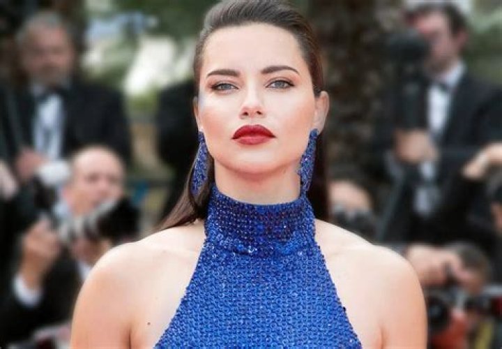 Adriana Lima Top Falling: The Glamorous Fall That Made Waves