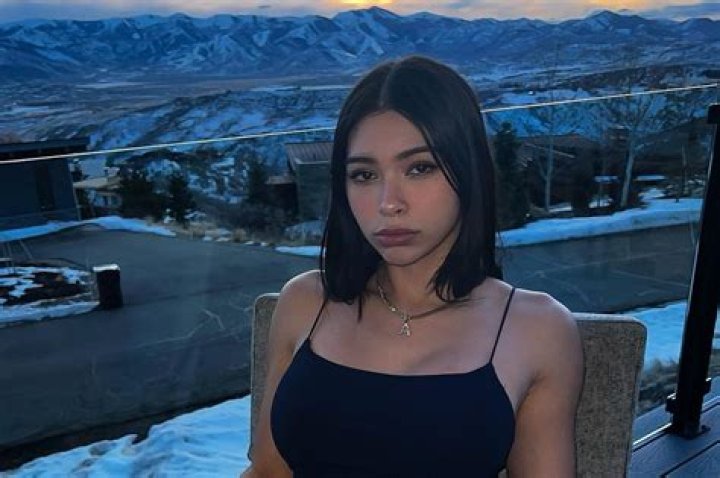 Aishah Sofey Ed: The Rising Star of the Digital Era