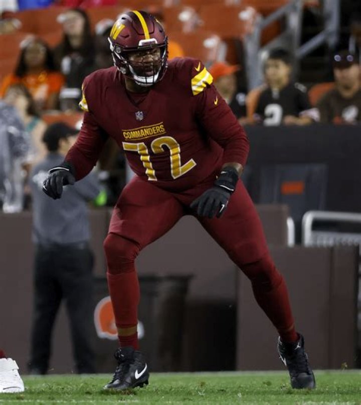 All About Charles Leno Jr: The Rising Star of the NFL