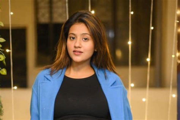 Anjali Arora: The Rising Star Who&rsquo;s Making Waves in Bollywood
