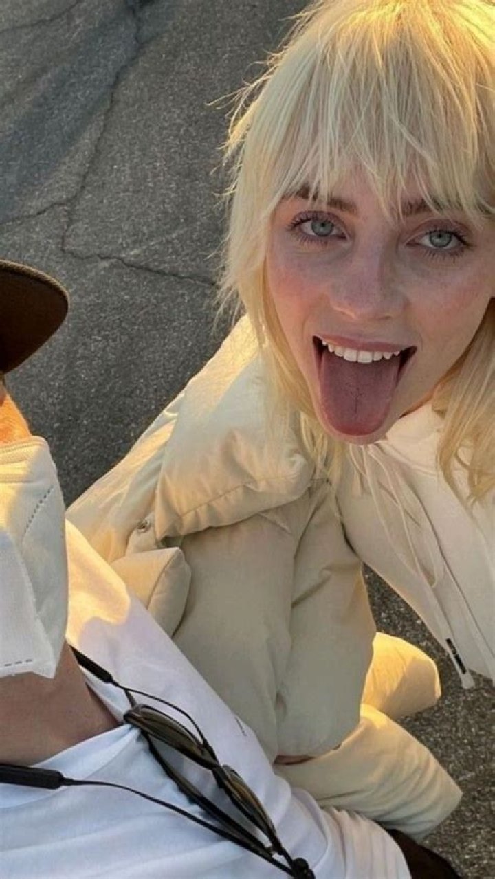 Billie Eilish Nude Pics Leaked: The Truth Behind the Scandal and How to Stay Safe Online