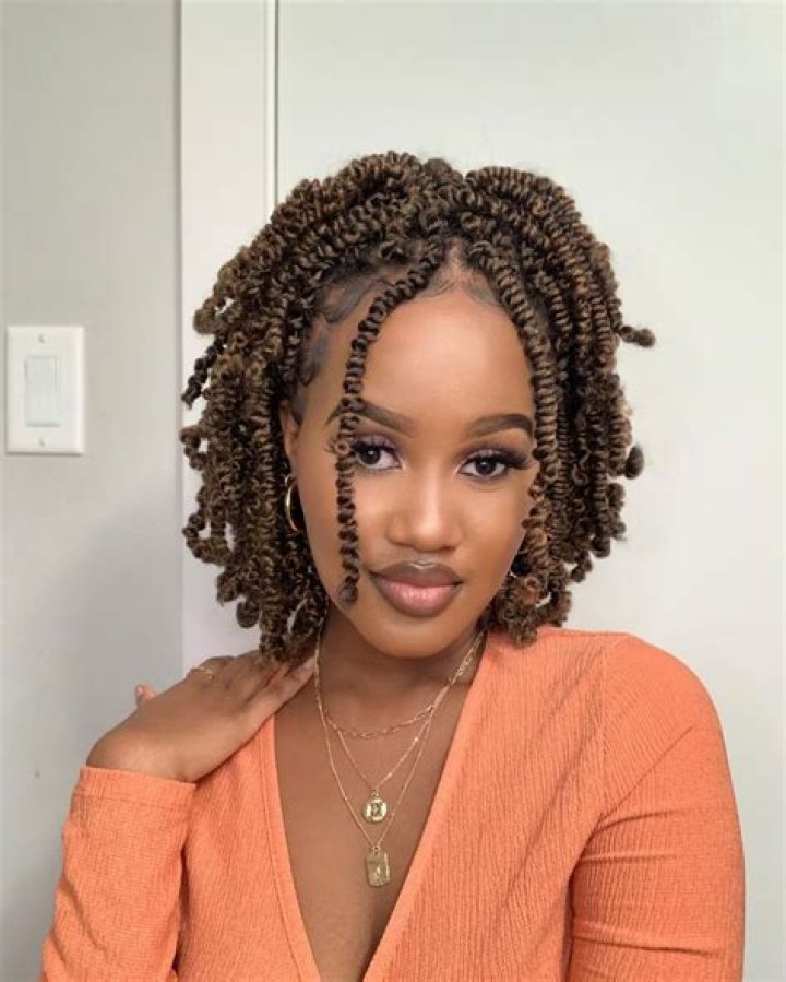 Chic Twists: Mastering Trendy Twist Hairstyles