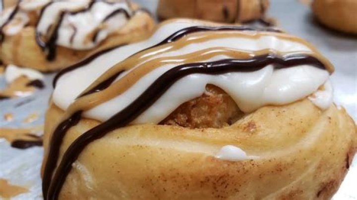 Cinnaholic Net Worth: The Success Story Behind the Gourmet Cinnamon Roll Brand