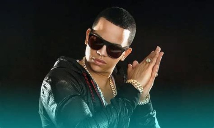 Cosculluela Net Worth: Exploring the Wealth of the Puerto Rican Reggaeton Star
