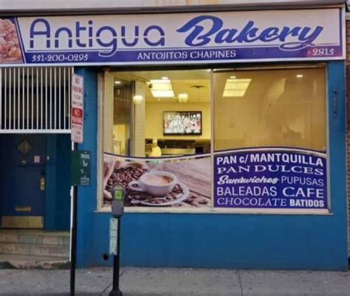 Discovering the Charm of La Antigua Bakery