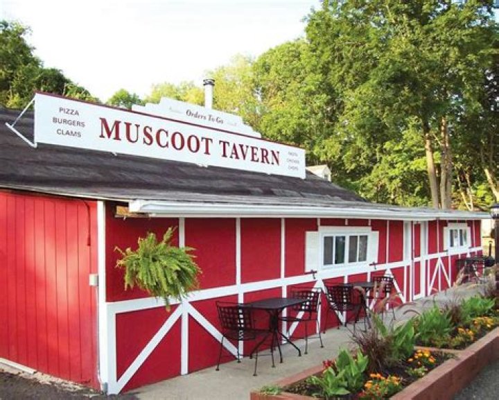 Discovering the Charm of Muscoot Tavern: A Culinary Gem