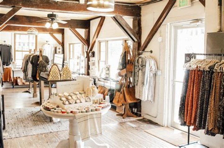 Explore the Charm of Kenney Store: A Unique Shopping Experience