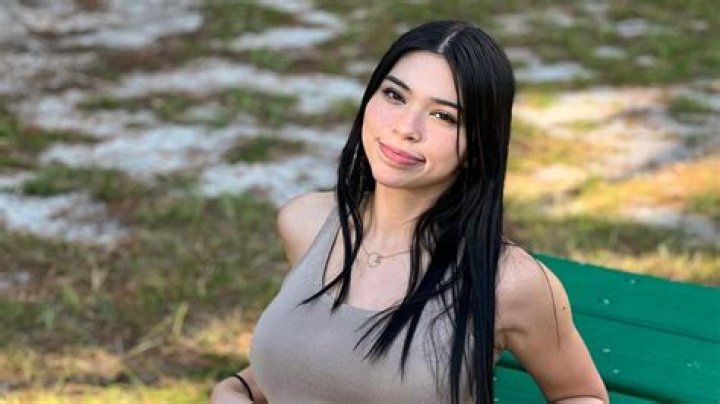 Exploring the Allure of Aishah Sofey: A Glimpse into the World of Aishah Sofey Nude