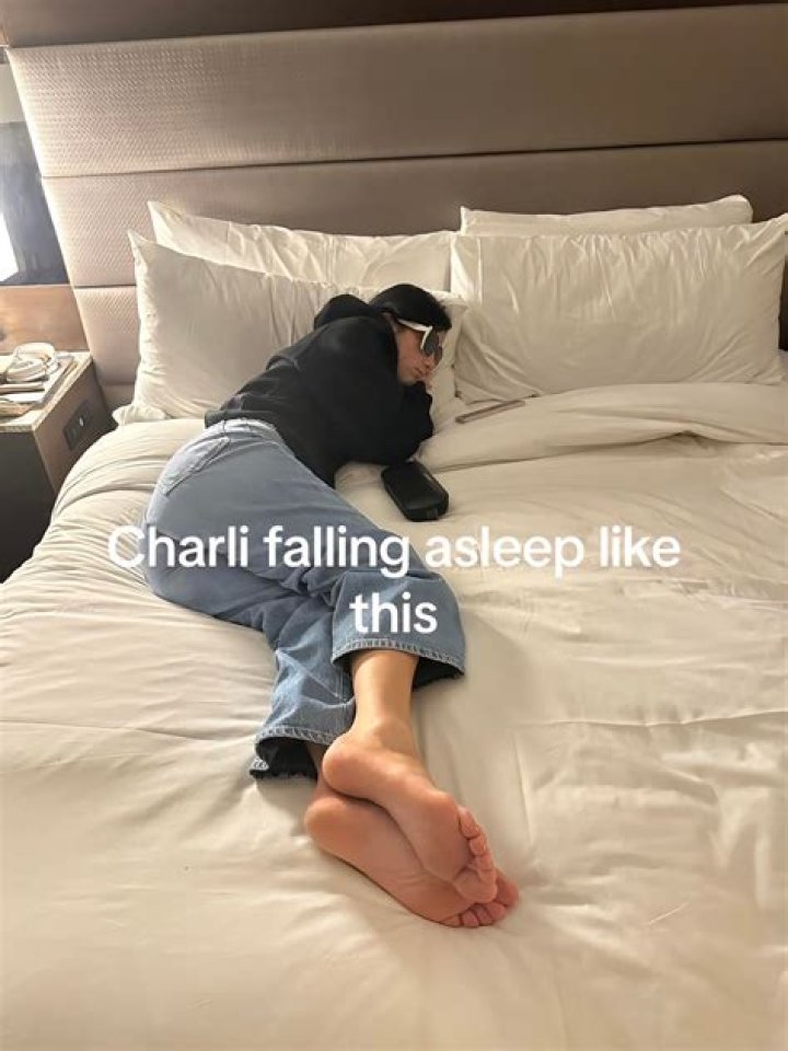 Exploring the Fascination with Charli D'Amelio's Feet