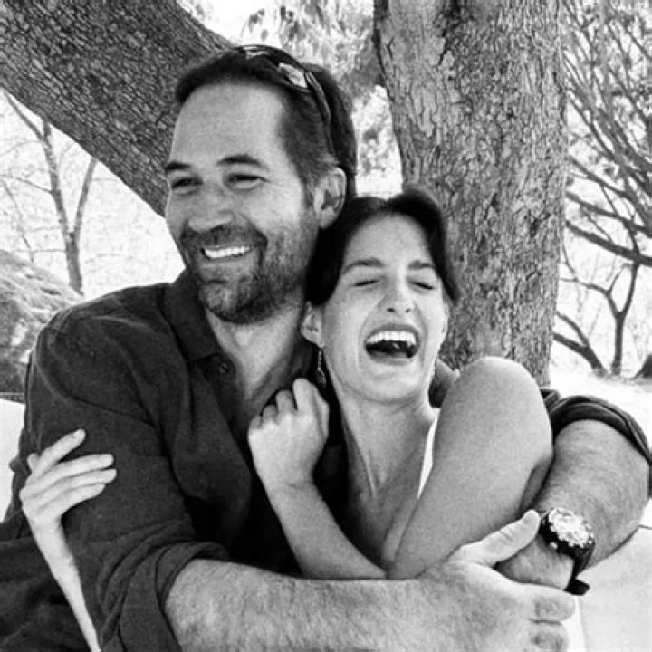 Exploring the Life of Manuel Garcia Rulfo's Wife