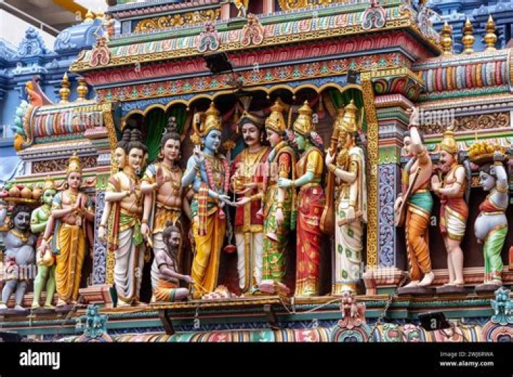 Exploring the Unique Experience of Hindu Temple Canteens