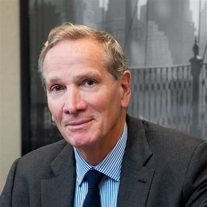 Guggenheim Managing Director Alan Schwartz: His Role and Impact
