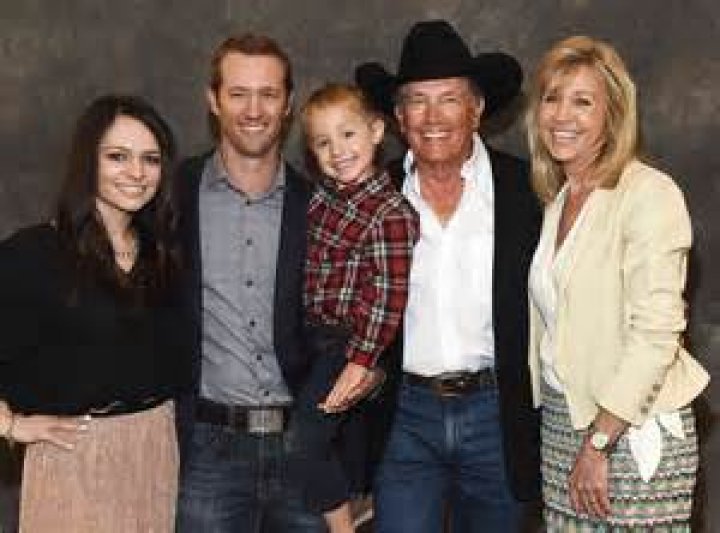 Is George Strait Married or Single? Discover the Truth