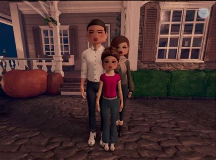 Lily Chee's Parents: The Roots of a Rising Star