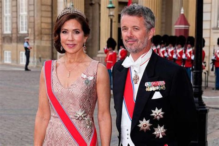 Lyn May: The Queen of Mexican Showbiz Who Stole Hearts