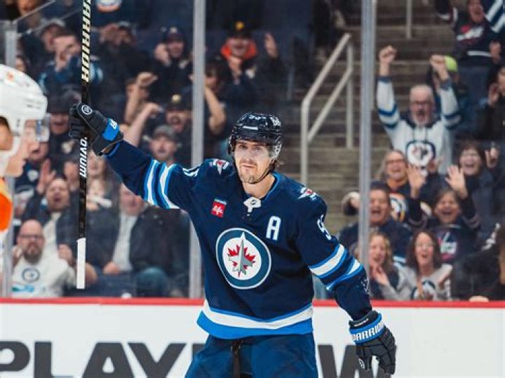 Mark Scheifele and Dara Howell: A Deep Dive Into Their Relationship Life