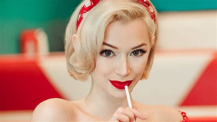 PinupPixie: Celebrating the Allure of Vintage Glamour