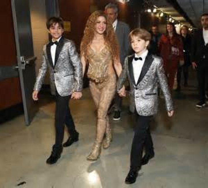 Shakira Siblings: Exploring the Family Behind the Queen of Latin Pop