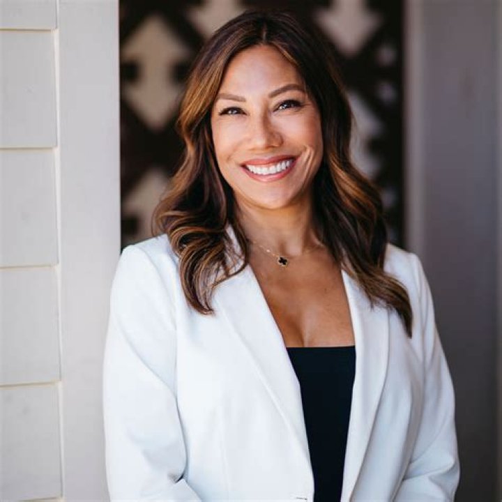 Stephanie Sarkisian: A Rising Star in Football Coaching