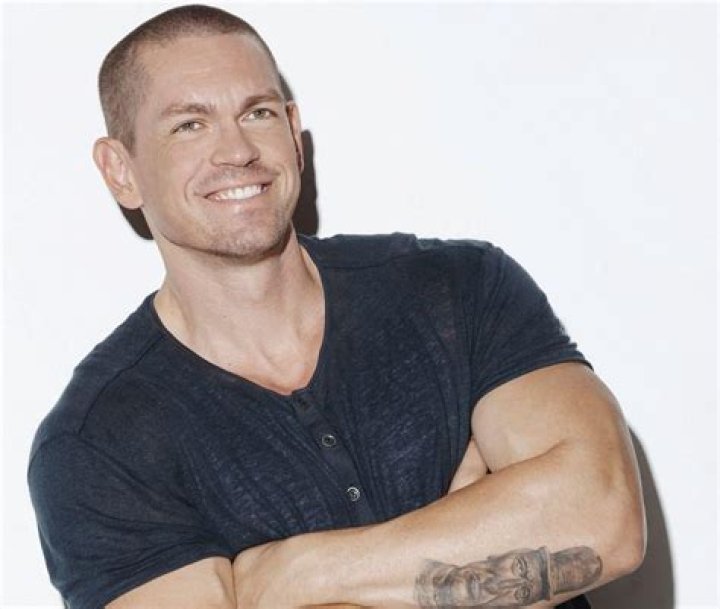 Steve Howey Tattoo: Exploring the Actor's Unique Ink and Its Meaning