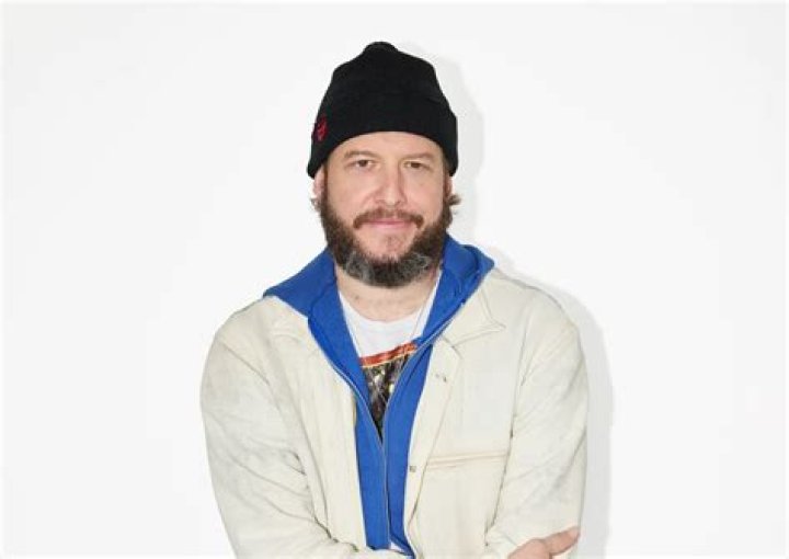 The Essential Guide to Justin Vernon: The Genius Behind Bon Iver