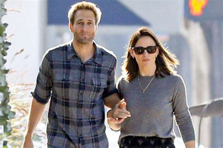Top 10 Facts You Didn't Know About Jennifer Garner and James Garner