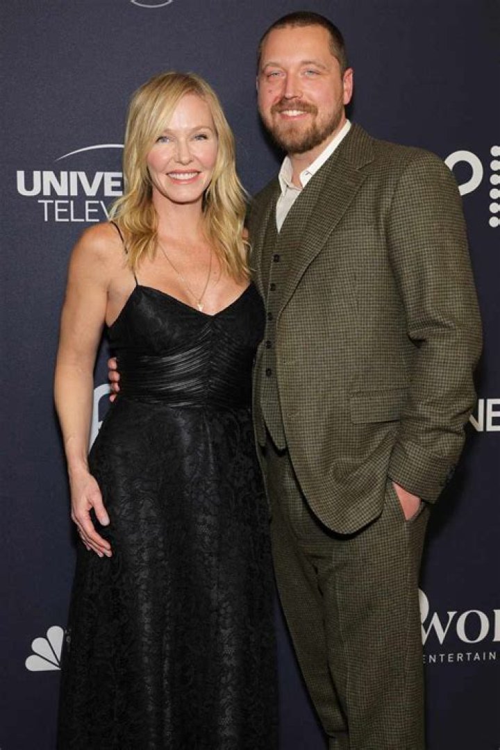 Unraveling the Lives of Beau Richards and Kelli Giddish