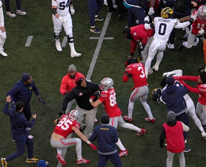 Unveiling the Controversial Calls in Ohio State Game: A Deep Dive