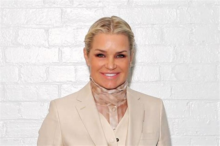 Yolanda Hadid Modeling: A Star's Journey in the Fashion Industry